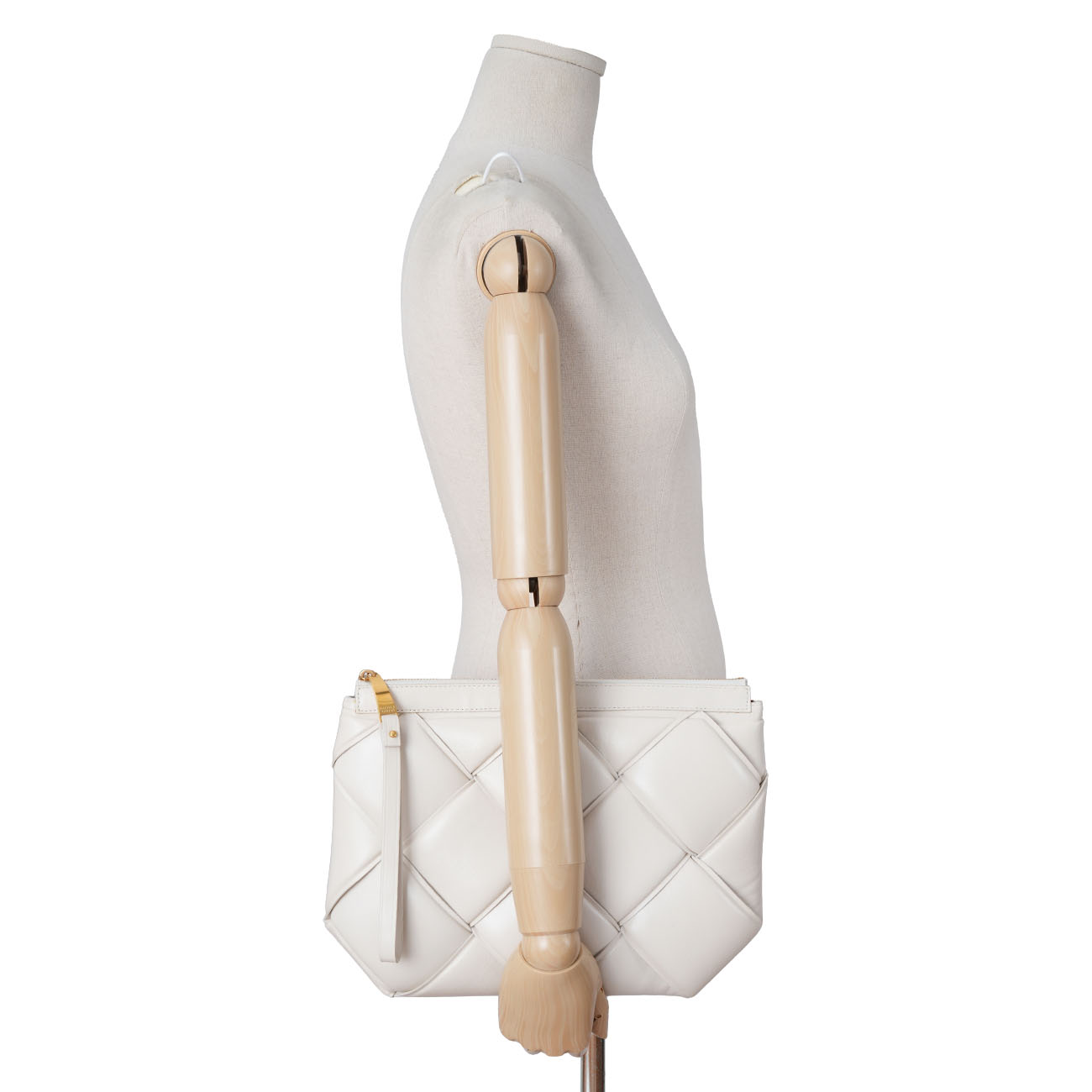 BOTTEGA VENETA(USED)보테가베네타 맥시 인트레치아토 패딩 클러치